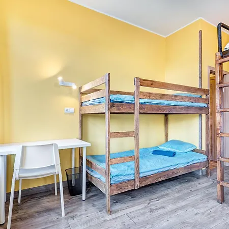 Private With Sauna & Parking With Shared Bathroom