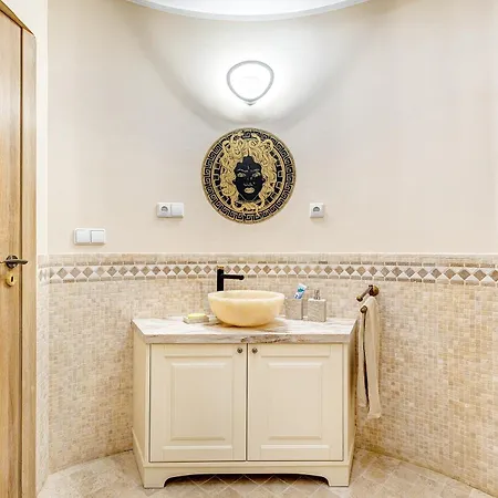Private With Sauna & Parking With Shared Bathroom * Κάουνας
