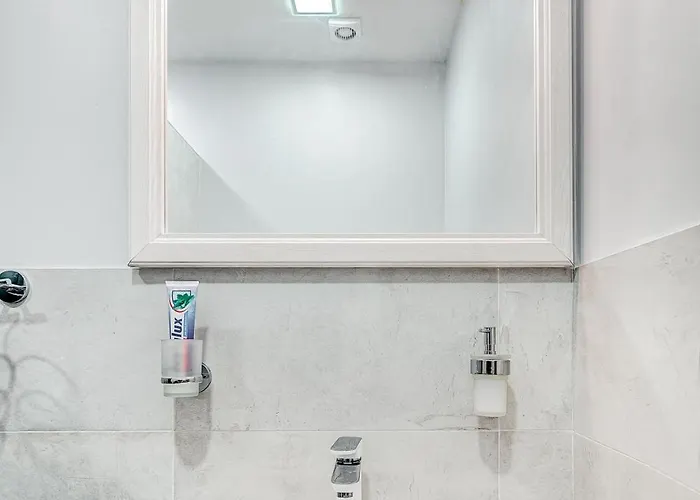 Private With Sauna & Parking With Shared Bathroom * Kaunas