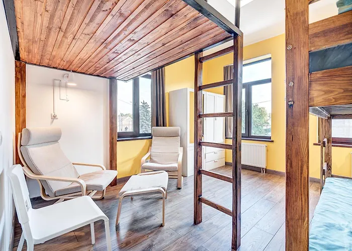 Private With Sauna & Parking With Shared Bathroom Kaunas