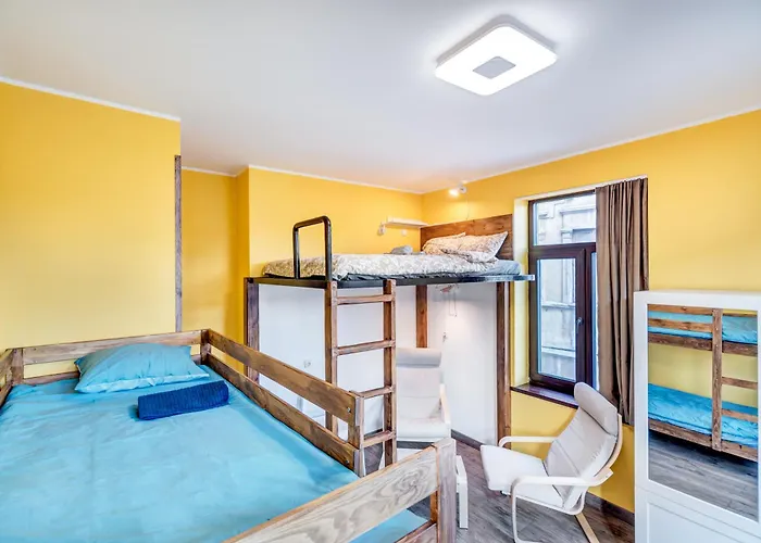 Private With Sauna & Parking With Shared Bathroom Kaunas