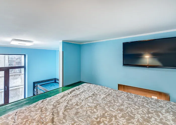 Private With Sauna & Parking With Shared Bathroom Kaunas