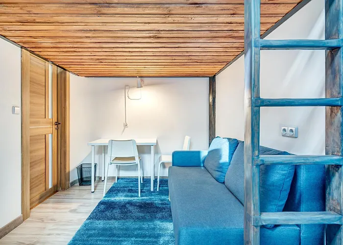 Rum i privatbostad Private With Sauna & Parking With Shared Bathroom Kaunas