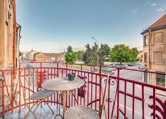 Rum i privatbostad Private With Sauna & Parking With Shared Bathroom